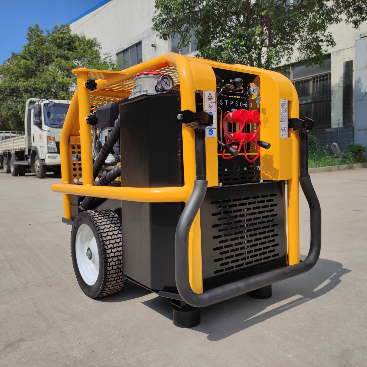 雙回路液壓動力站操作前的檢查、準備工作